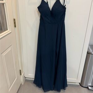 Elegant Navy Blue Evening Gown